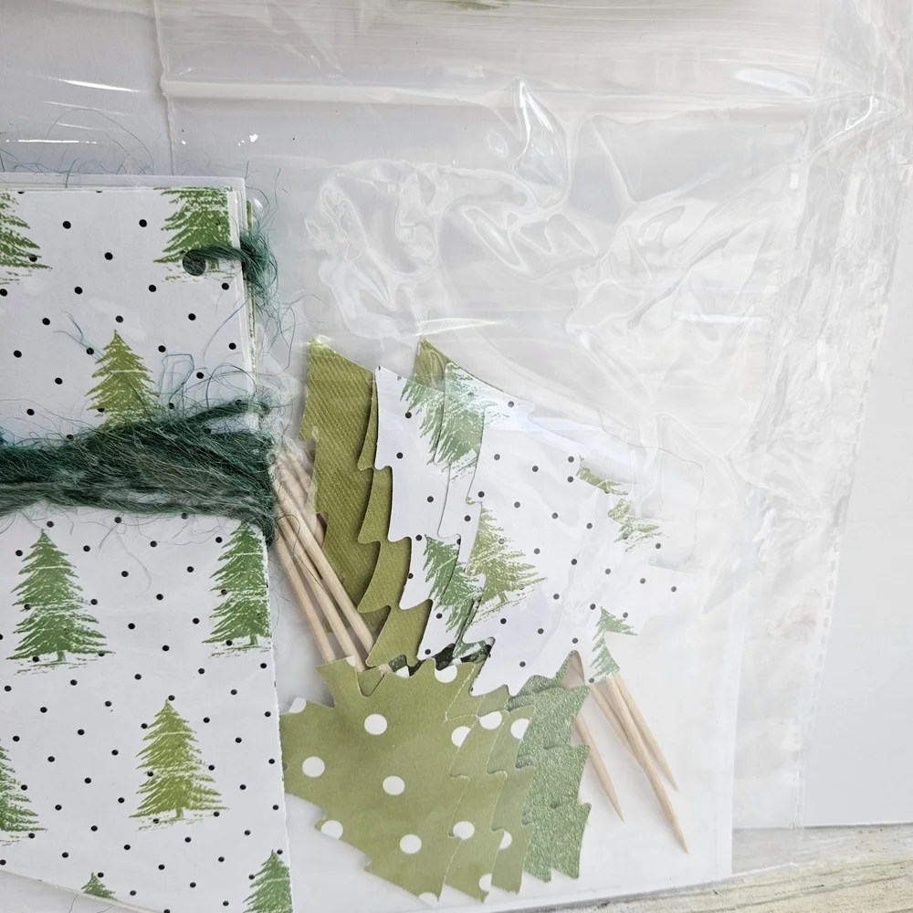 Vibrant Green and Gold Christmas Party Decoration Set